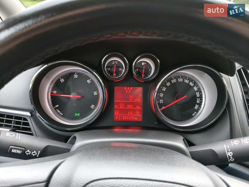 Минивэн Opel Zafira Tourer 2014 в Луцке