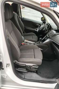Минивэн Opel Zafira Tourer 2014 в 