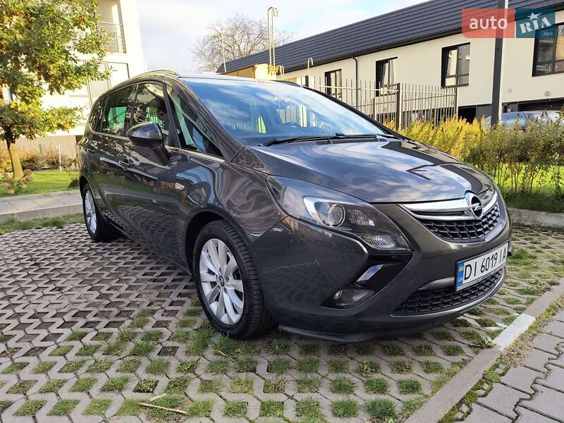 Мінівен Opel Zafira Tourer 2013 в Рівному фото Мінівен Opel Zafira Tourer 2013 в Рівному