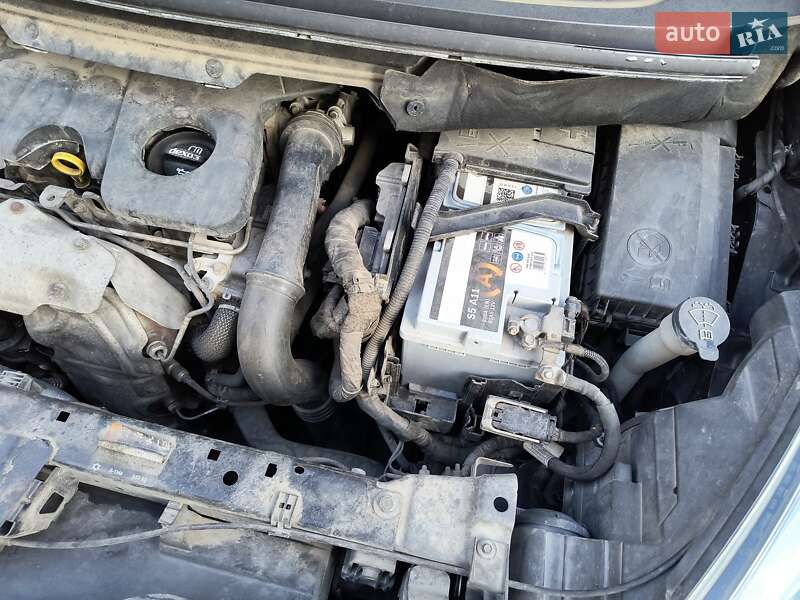 Мінівен Opel Zafira Tourer 2013 в Рівному фото 19 Мінівен Opel Zafira Tourer 2013 в Рівному