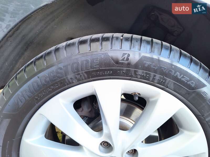 Мінівен Opel Zafira Tourer 2013 в Рівному фото 31 Мінівен Opel Zafira Tourer 2013 в Рівному