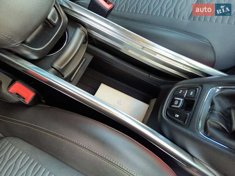 Мінівен Opel Zafira Tourer 2013 в Рівному фото 38 Мінівен Opel Zafira Tourer 2013 в Рівному