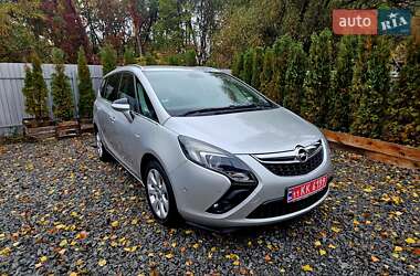 Минивэн Opel Zafira Tourer 2013 в 