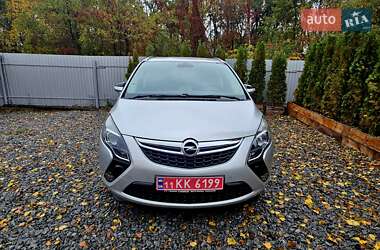 Минивэн Opel Zafira Tourer 2013 в 