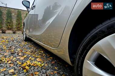 Минивэн Opel Zafira Tourer 2013 в 