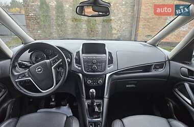 Минивэн Opel Zafira Tourer 2013 в 
