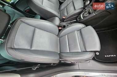 Минивэн Opel Zafira Tourer 2013 в 