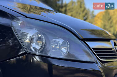 Мінівен Opel Zafira Tourer 2013 в 