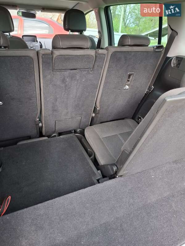 Мінівен Opel Zafira Tourer 2014 в Тернополі