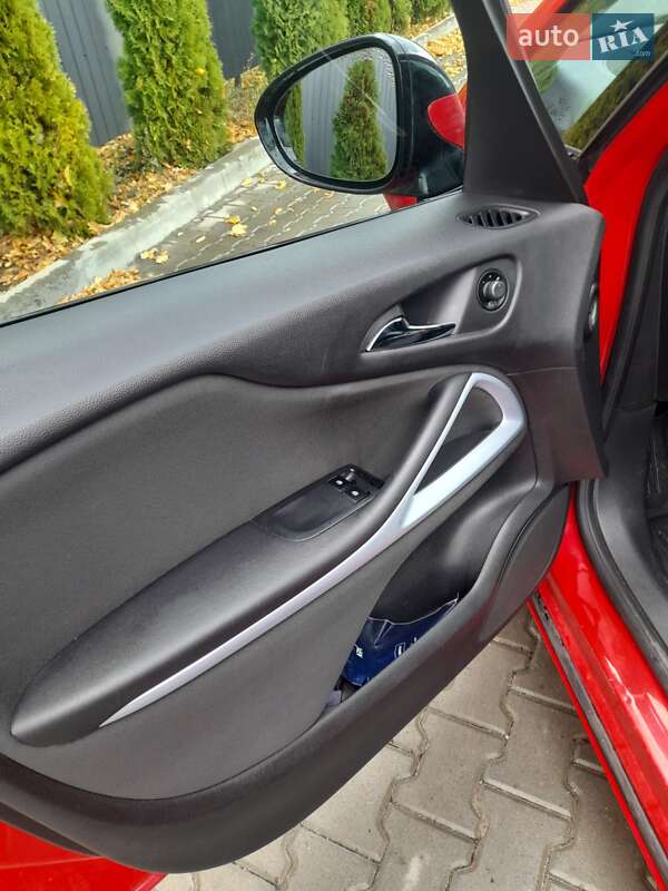 Мінівен Opel Zafira Tourer 2012 в Тернополі фото 6 Мінівен Opel Zafira Tourer 2012 в Тернополі