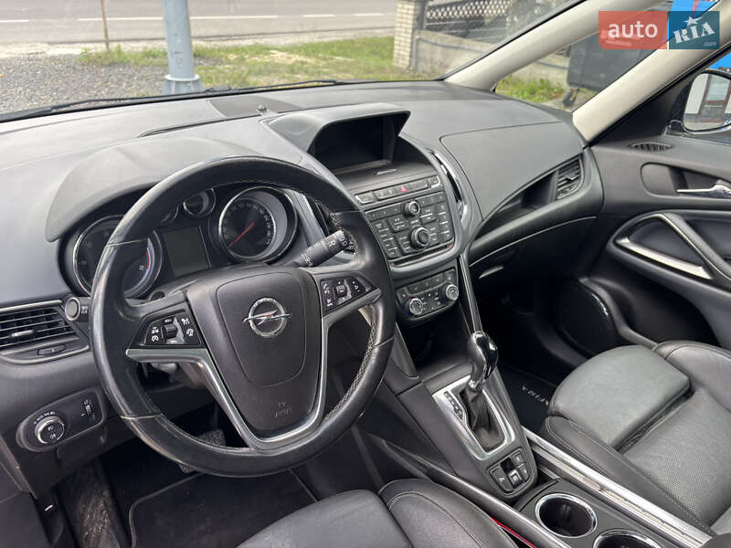 Мінівен Opel Zafira Tourer 2012 в Луцьку фото 8 Мінівен Opel Zafira Tourer 2012 в Луцьку