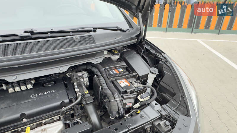 Мінівен Opel Zafira Tourer 2012 в Вінниці
