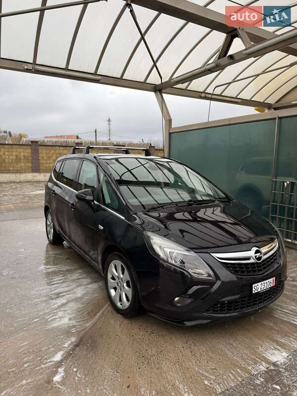 Мінівен Opel Zafira Tourer 2014 в Дубні