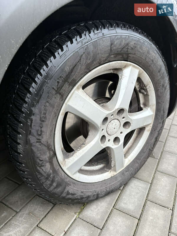 Минивэн Opel Zafira Tourer 2012 в Ровно