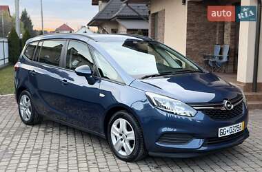Мінівен Opel Zafira Tourer 2017 в Чернівцях