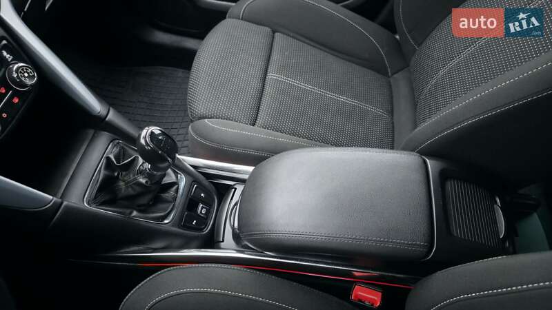 Минивэн Opel Zafira Tourer 2013 в Сумах фото 8 Минивэн Opel Zafira Tourer 2013 в Сумах