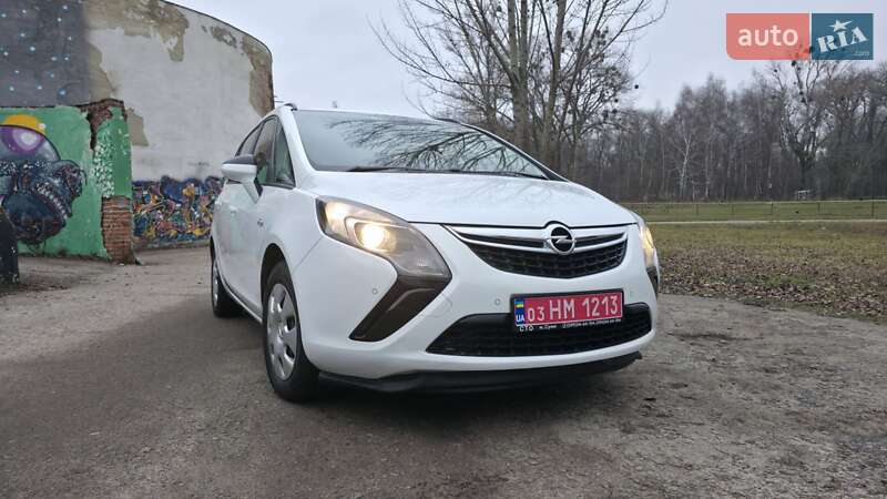 Минивэн Opel Zafira Tourer 2013 в Сумах фото 39 Минивэн Opel Zafira Tourer 2013 в Сумах