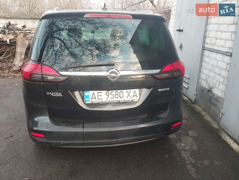 Мінівен Opel Zafira Tourer 2012 в Кривому Розі