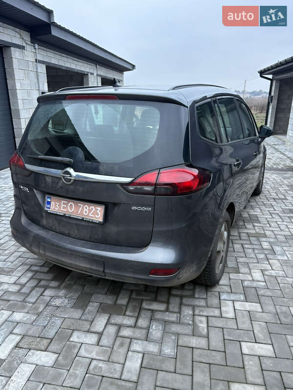 Минивэн Opel Zafira Tourer 2012 в Ровно