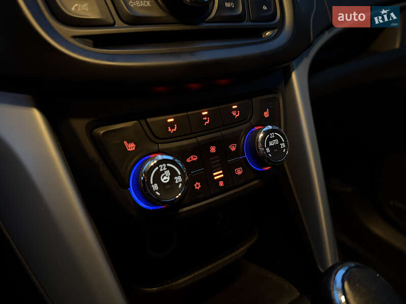 Мінівен Opel Zafira Tourer 2014 в Полтаві фото 18 Мінівен Opel Zafira Tourer 2014 в Полтаві