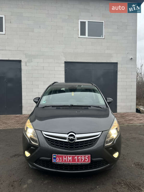 Мінівен Opel Zafira Tourer 2012 в Хоролі