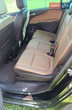 Минивэн Opel Zafira Tourer 2013 в Жовкве