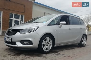 Минивэн Opel Zafira Tourer 2018 в Стрые