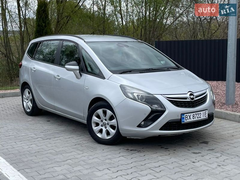 Opel Zafira Tourer 2014