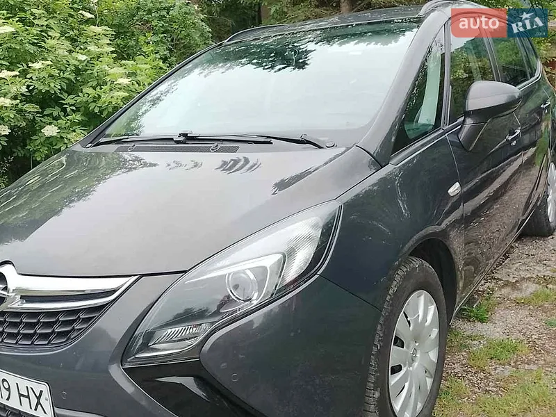 Opel Zafira Tourer 2015
