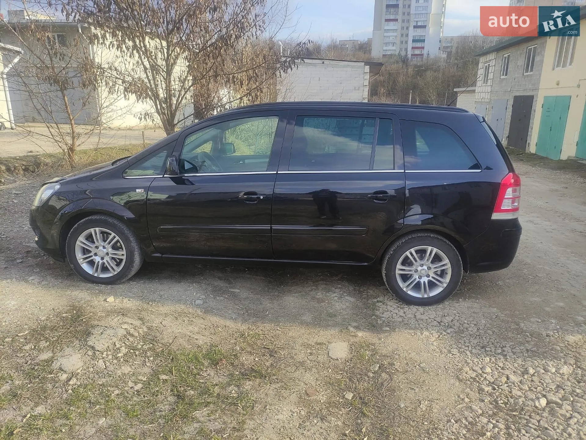 2011 Opel Zafira - мініатюра 2