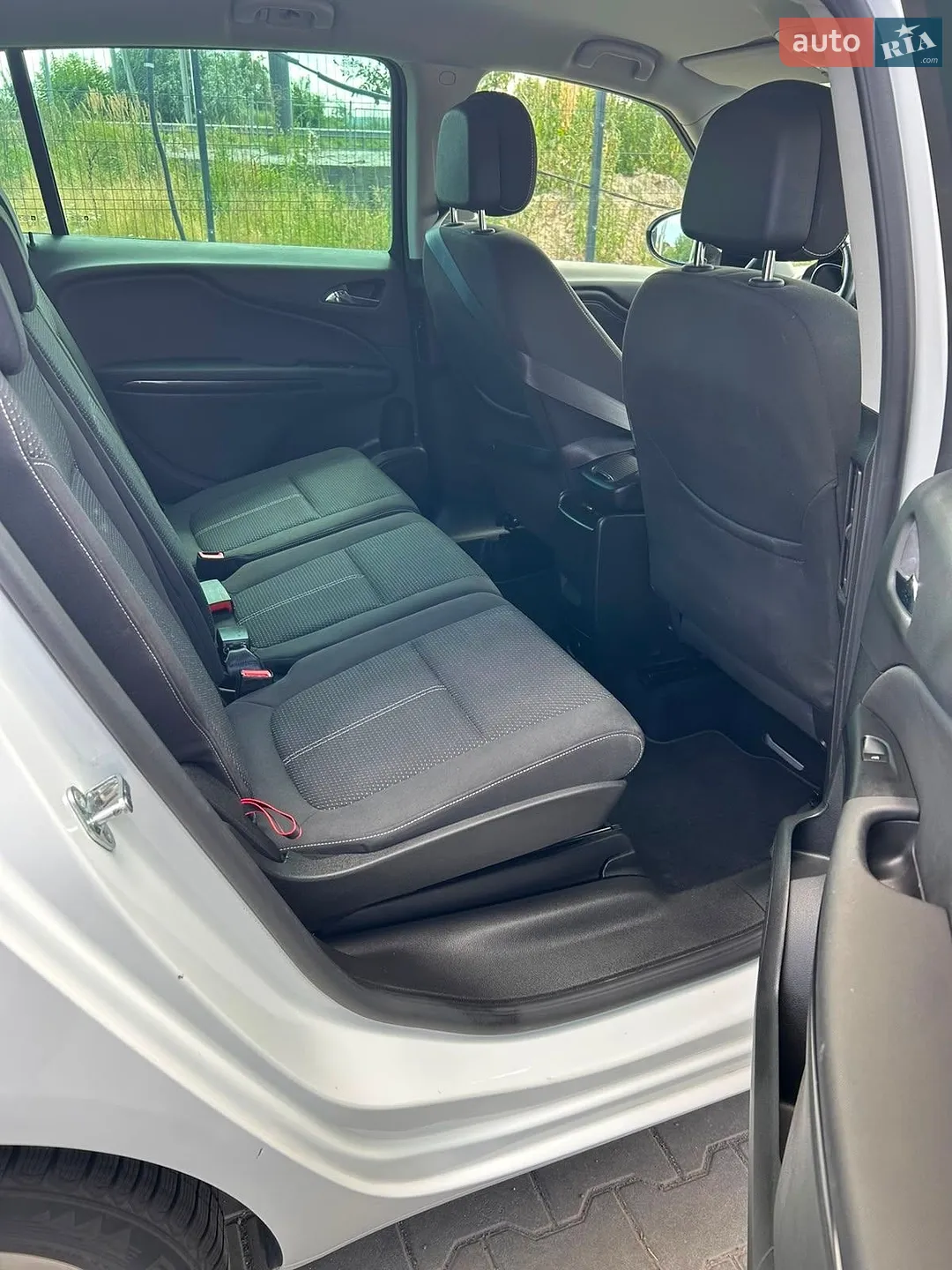 2017 Opel Zafira - мініатюра 34