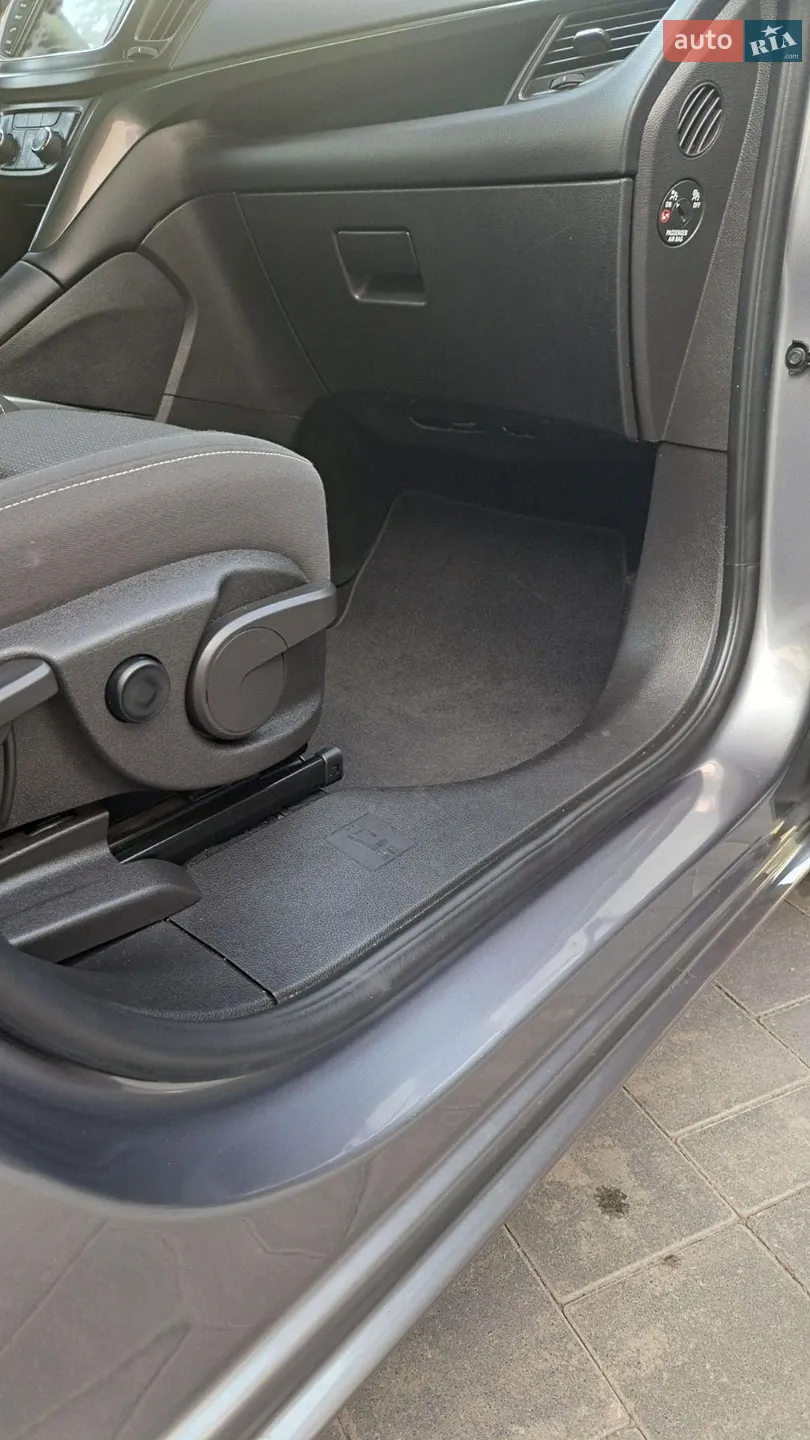 2017 Opel Zafira - мініатюра 8