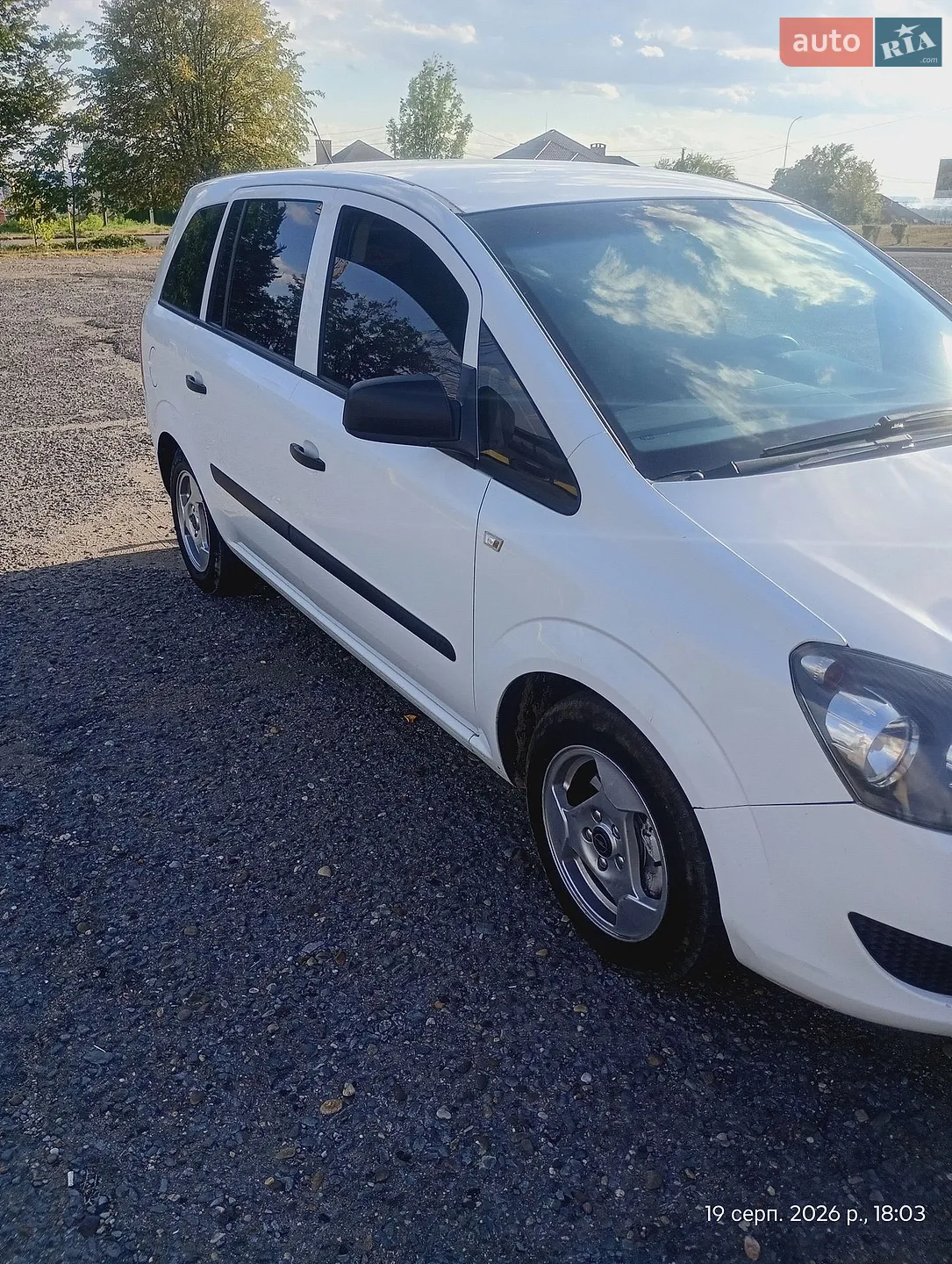 2010 Opel Zafira - мініатюра 2