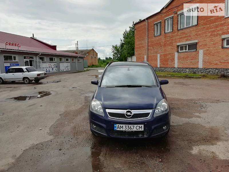 Универсал Opel Zafira 2006 в Бердичеве