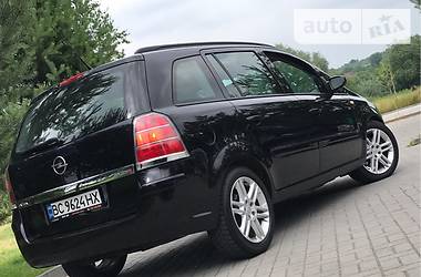 Минивэн Opel Zafira 2007 в Дрогобыче