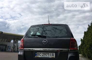 Универсал Opel Zafira 2008 в Дрогобыче