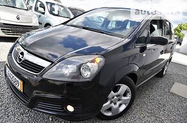 Мінівен Opel Zafira 2010 в Дрогобичі