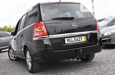 Минивэн Opel Zafira 2010 в Дрогобыче