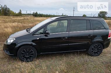 Минивэн Opel Zafira 2007 в Камне-Каширском