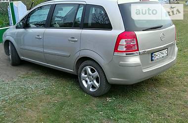 Минивэн Opel Zafira 2008 в Измаиле