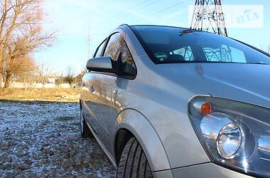 Минивэн Opel Zafira 2008 в Дрогобыче