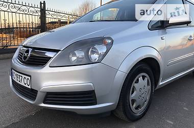 Минивэн Opel Zafira 2006 в Владимир-Волынском