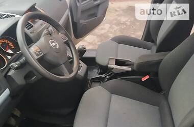 Мінівен Opel Zafira 2006 в 