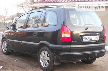 Універсал Opel Zafira 2002 в 
