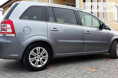 Минивэн Opel Zafira 2008 в Дрогобыче