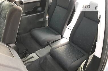 Универсал Opel Zafira 2003 в Полтаве