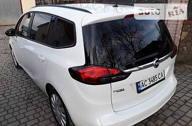 Універсал Opel Zafira 2013 в 