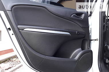 Універсал Opel Zafira 2013 в 
