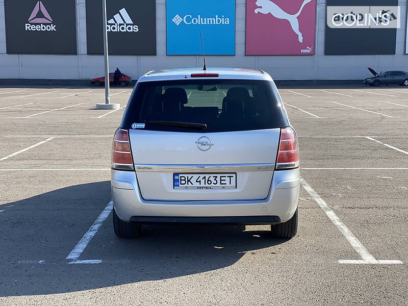 Мінівен Opel Zafira 2008 в Рівному