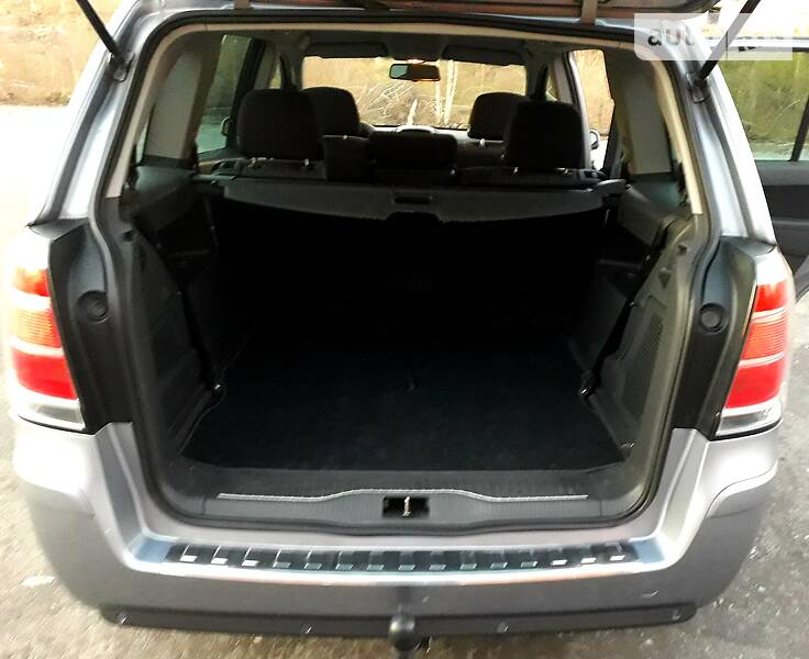 Мінівен Opel Zafira 2006 в Звягелі